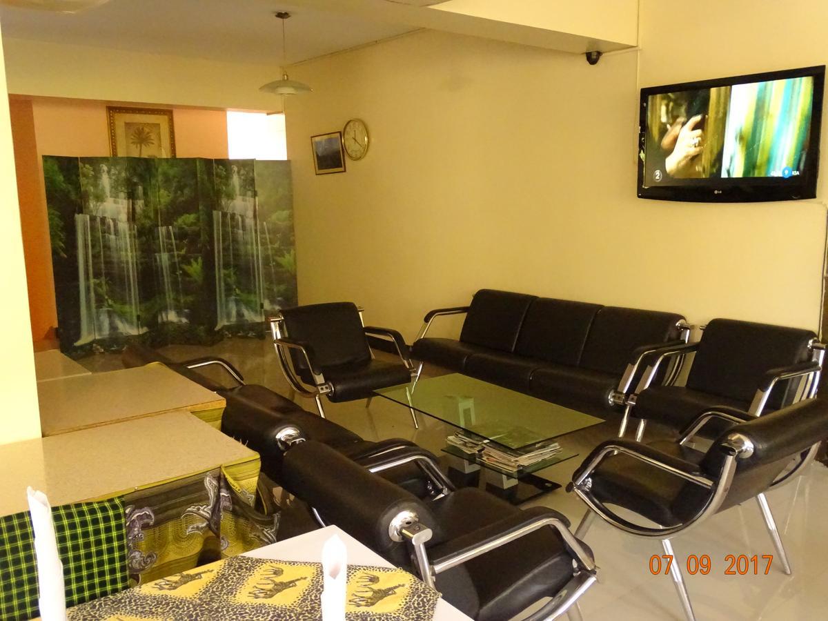 Panama Inn Moshi Extérieur photo